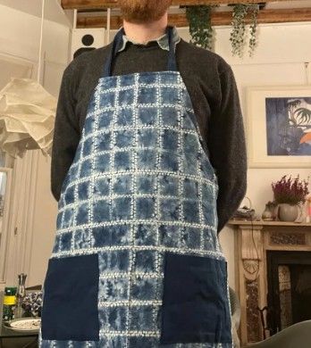 Upcycling and recycling with indigo